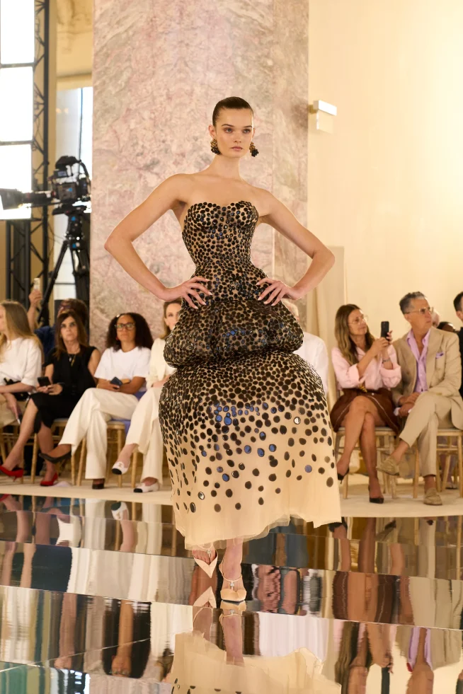 00011 schiaparelli fall 2026 couture credit brand 654x981