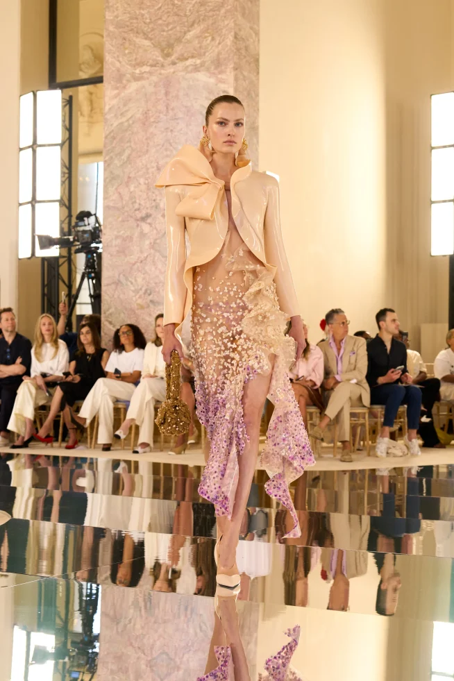 00019 schiaparelli fall 2026 couture credit brand 654x981