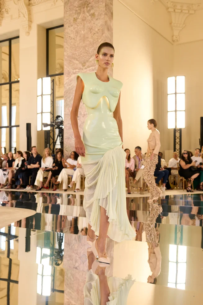 00022 schiaparelli fall 2026 couture credit brand 654x981
