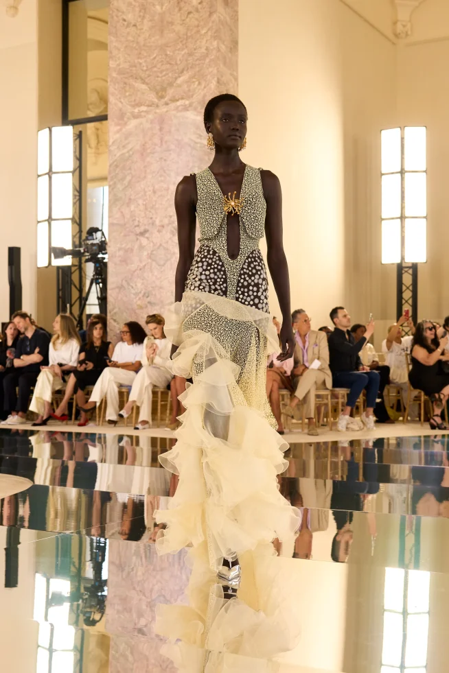 00023 schiaparelli fall 2026 couture credit brand 654x981