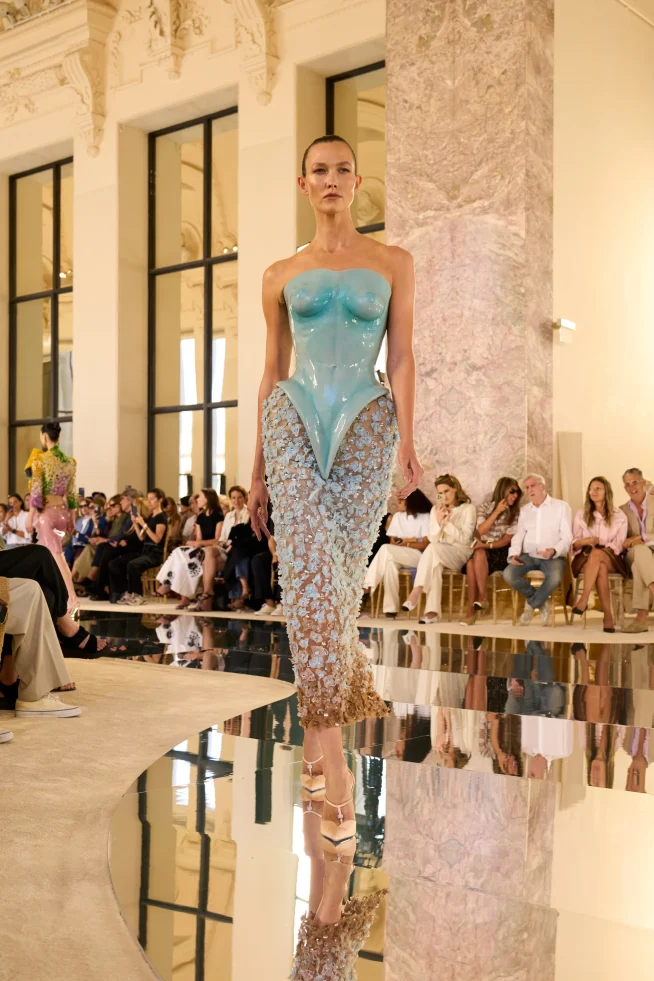 00028 schiaparelli fall 2026 couture credit brand 654x981