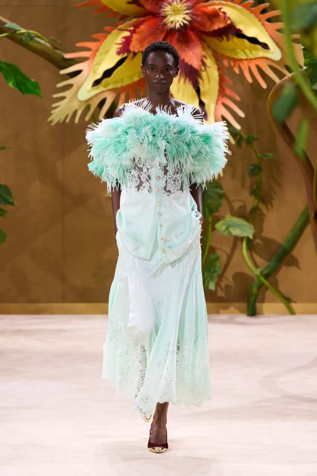 Chanel Outono/Inverno 2026-2027: Alta Costura 00049 chanel fall 2026 couture credit gorunway 654x981